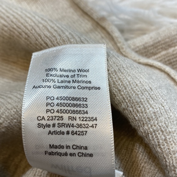 Aritzia Wilfred Cream Baylen Wool Cropped Sweater sz S - Picture 7 of 8